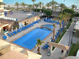 Ngoại cảnh khách sạn