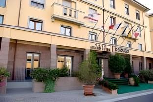 Ngoại cảnh khách sạn