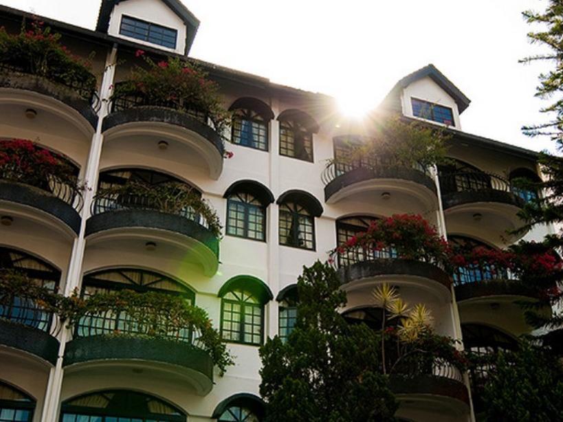 Ngoại cảnh khách sạn