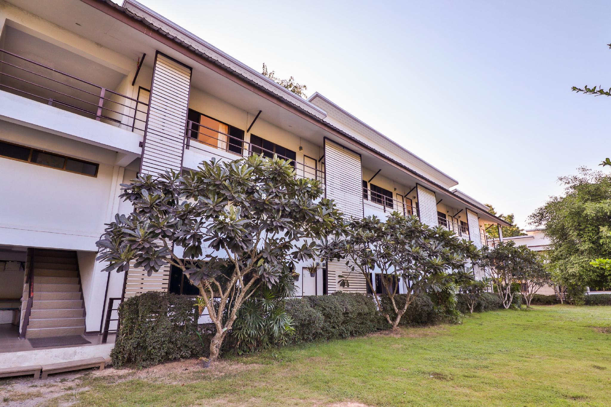 Ngoại cảnh khách sạn