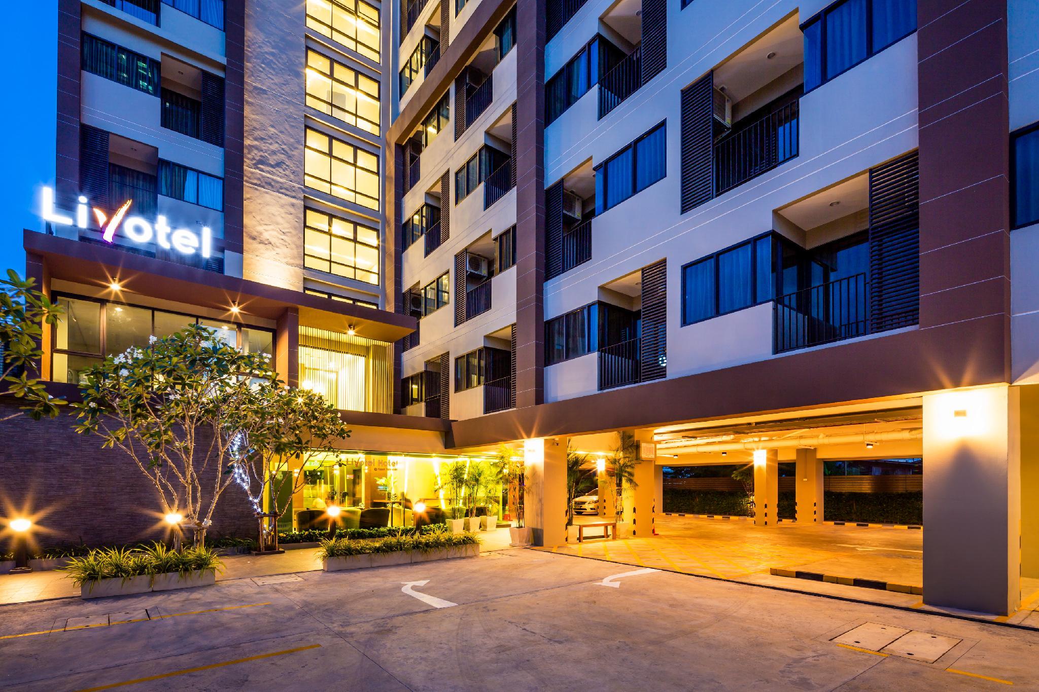 Ngoại cảnh khách sạn