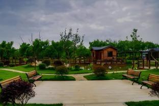 Nơi tham quan gần đây