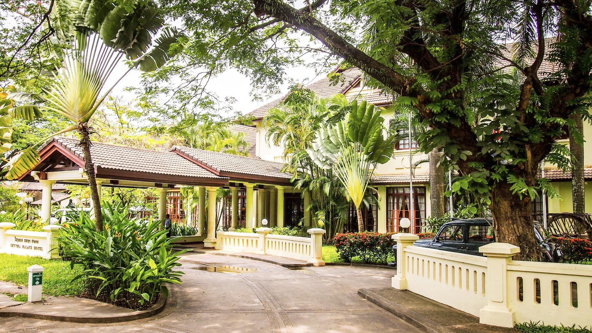 Ngoại cảnh khách sạn