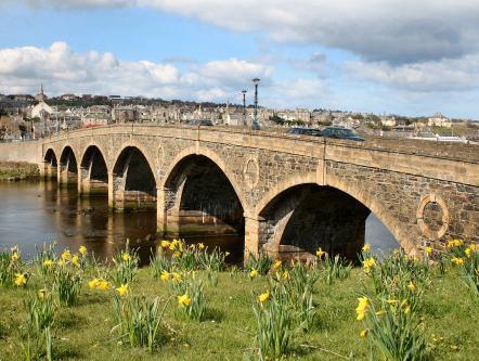 Khu vực xung quanh