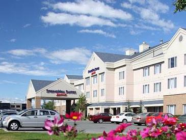 Ngoại cảnh khách sạn