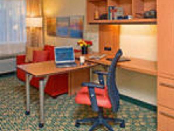 Trung tâm hội nghị