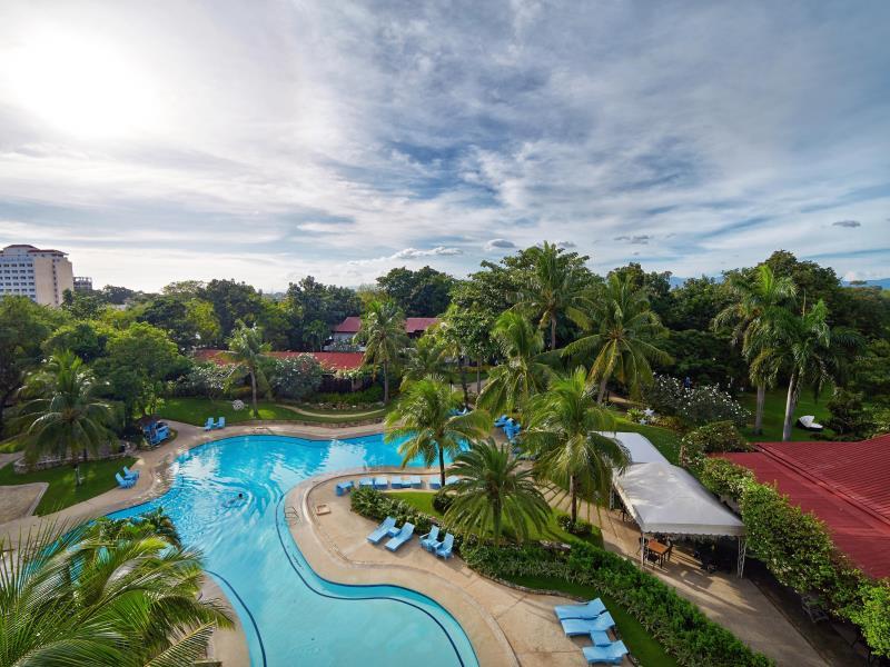 Ngoại cảnh khách sạn