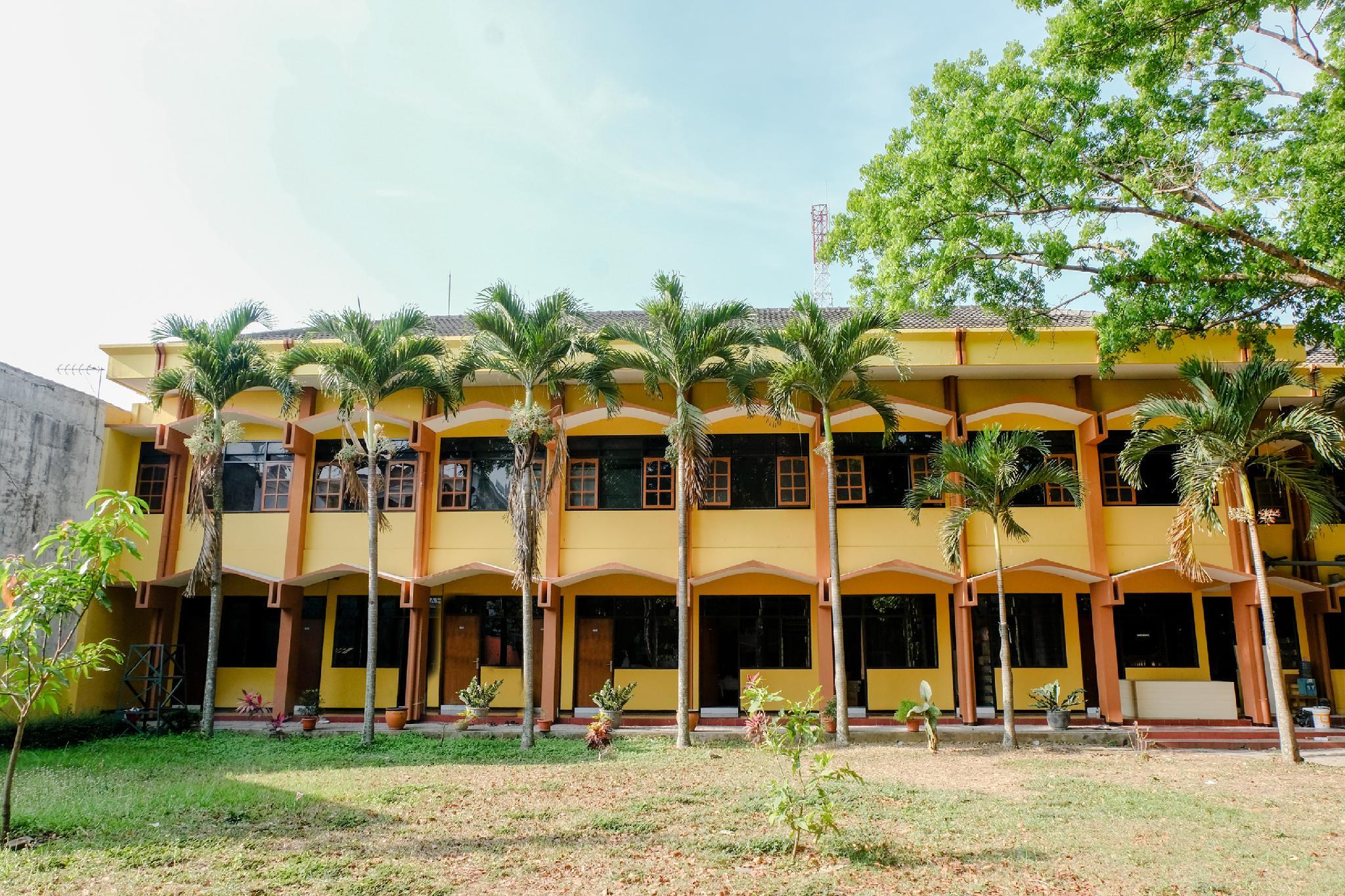 Ngoại cảnh khách sạn