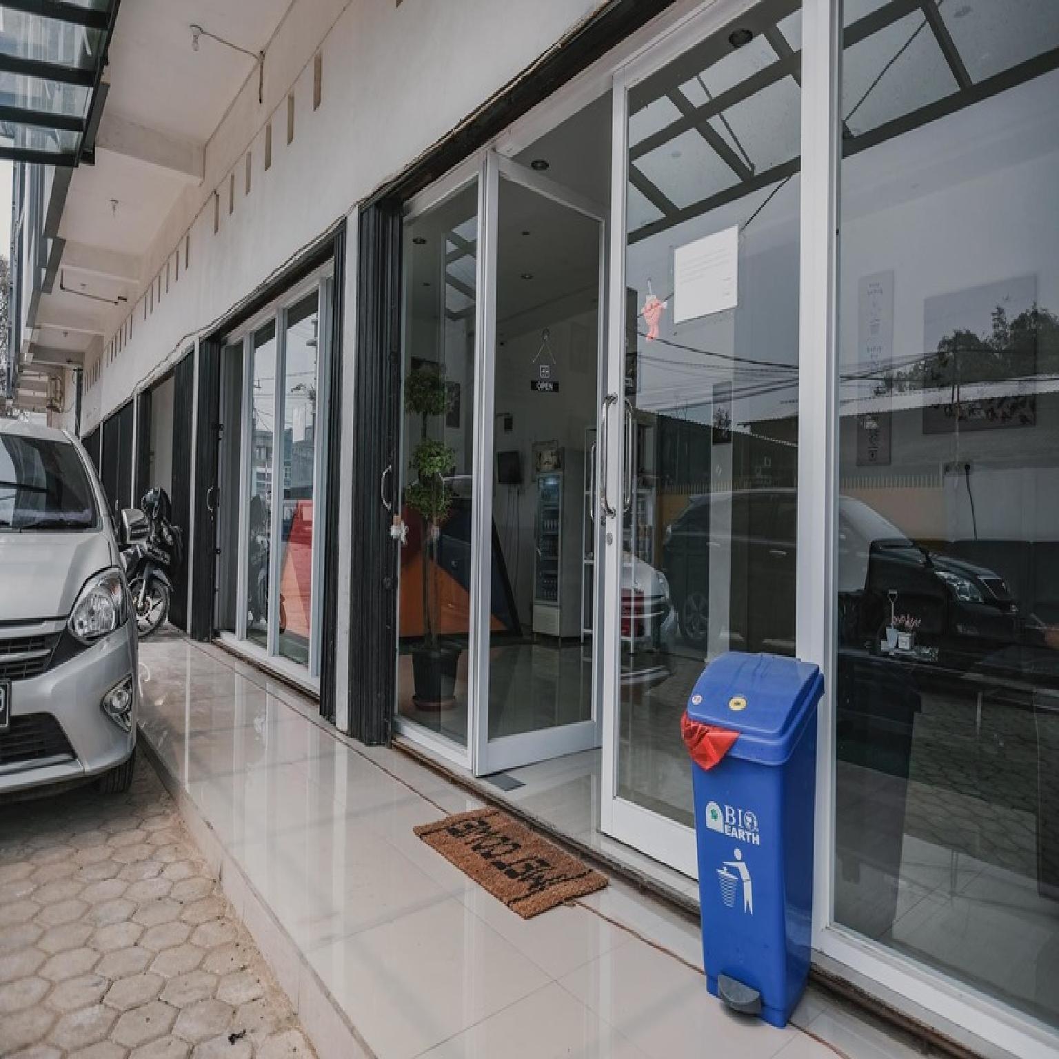 Ngoại cảnh khách sạn