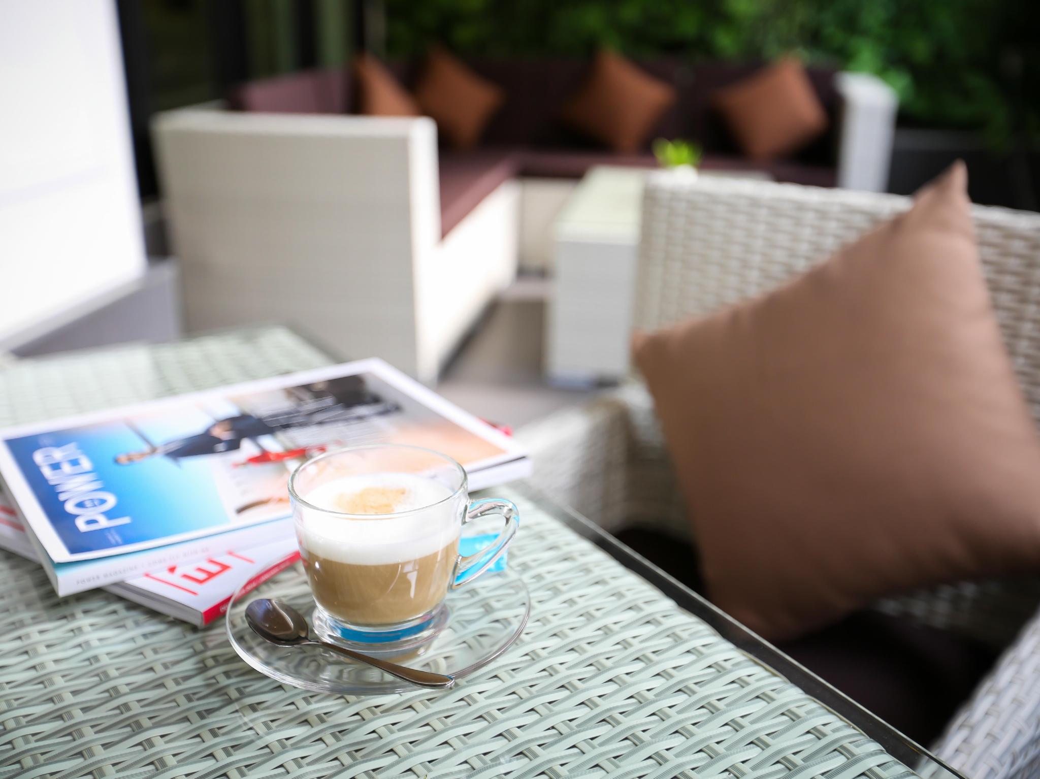 Đồ ăn và thức uống