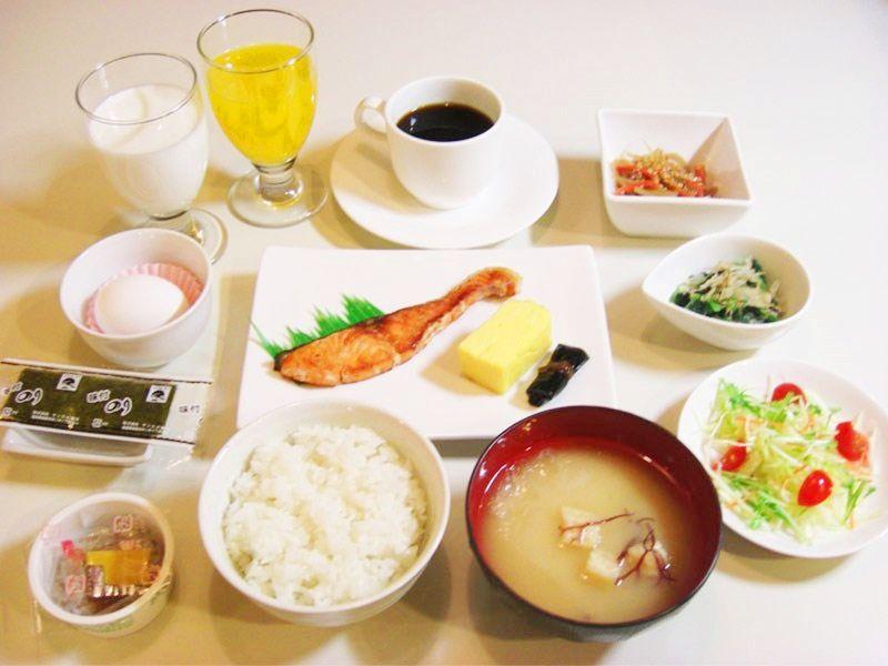 Đồ ăn và thức uống