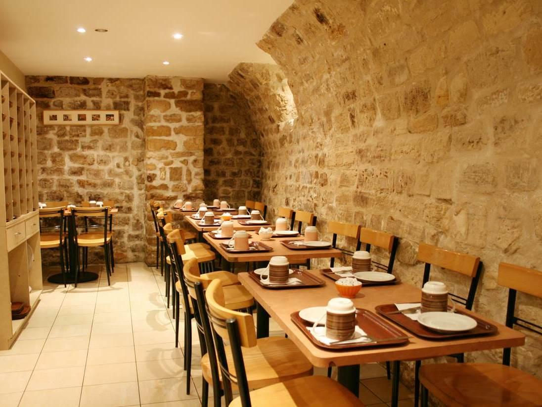 Đồ ăn và thức uống