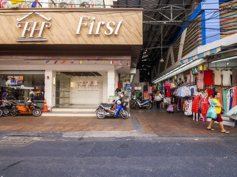 Ngoại cảnh khách sạn