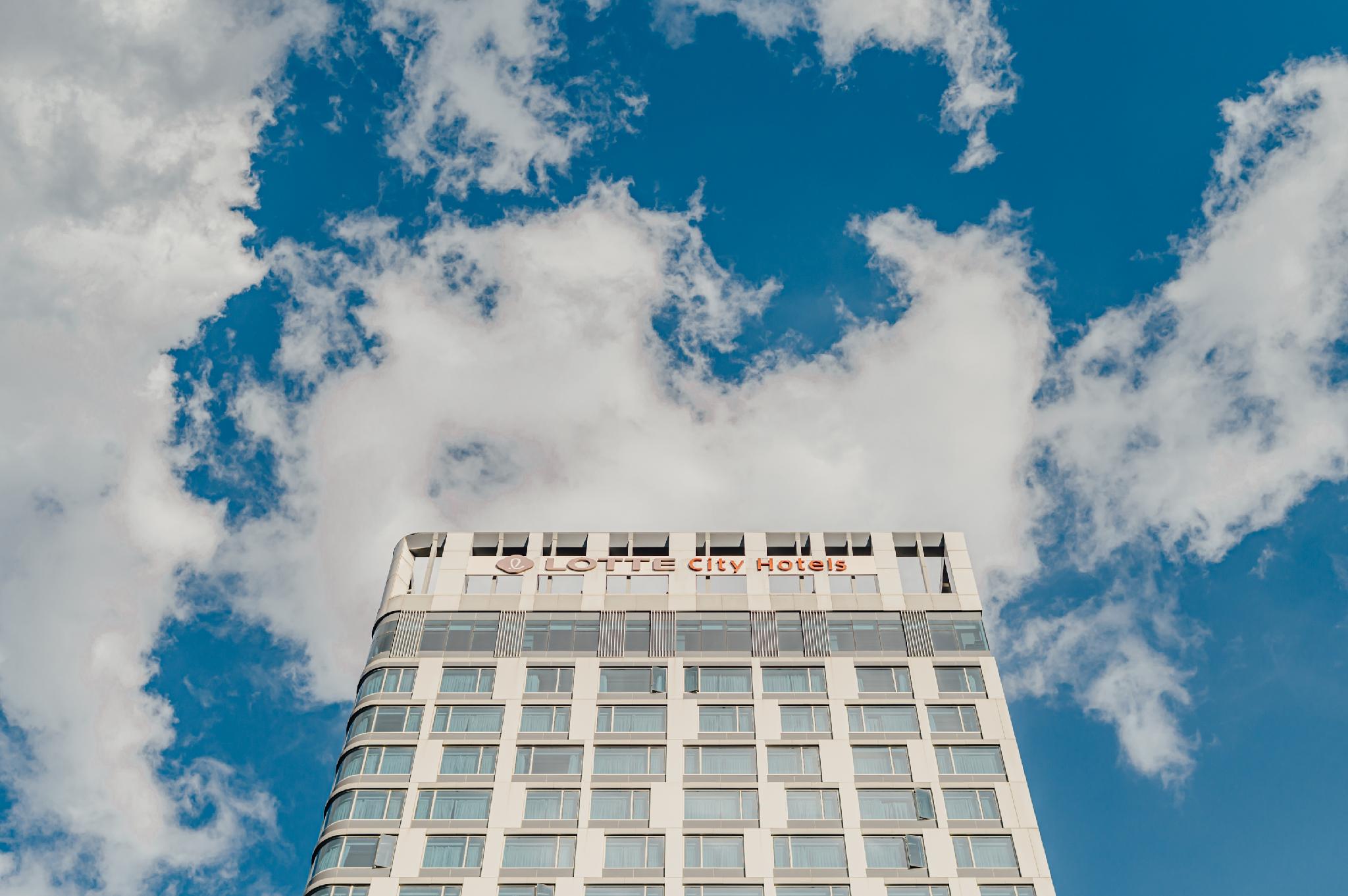 Ngoại cảnh khách sạn