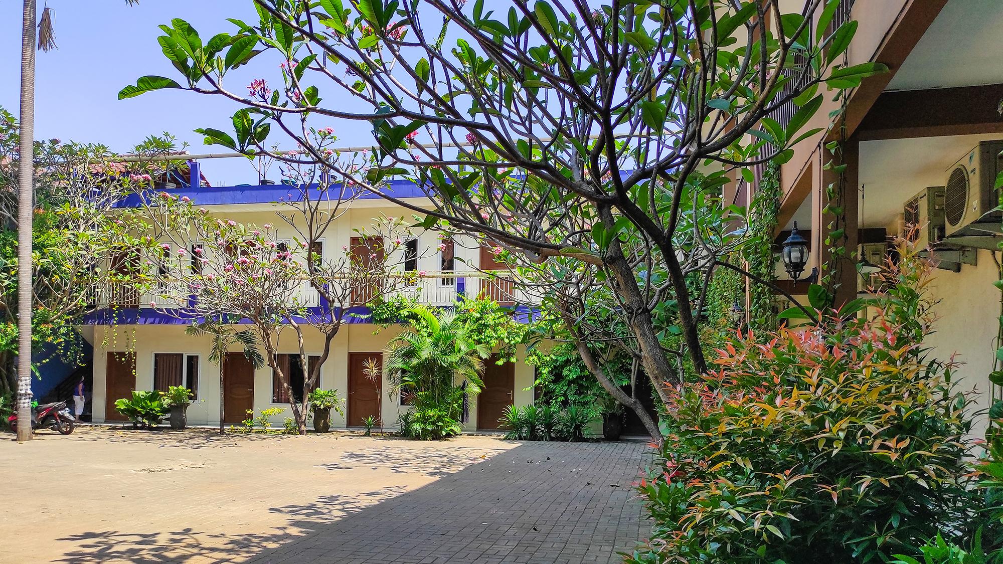 Ngoại cảnh khách sạn