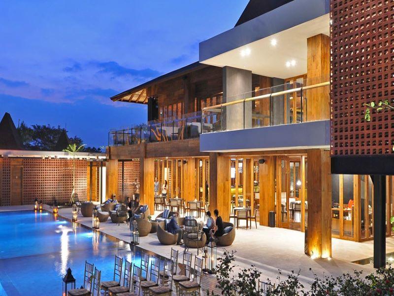 Ngoại cảnh khách sạn