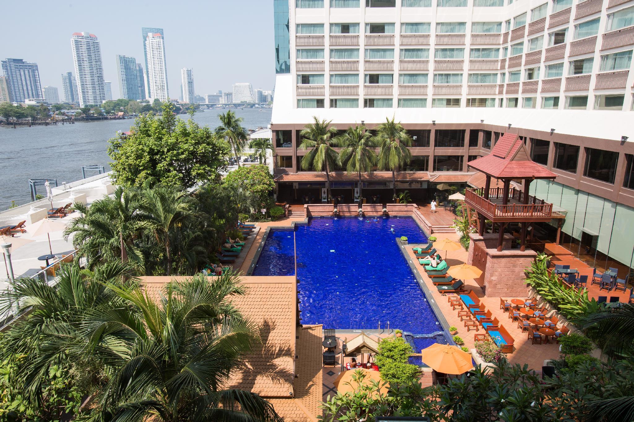 Ngoại cảnh khách sạn