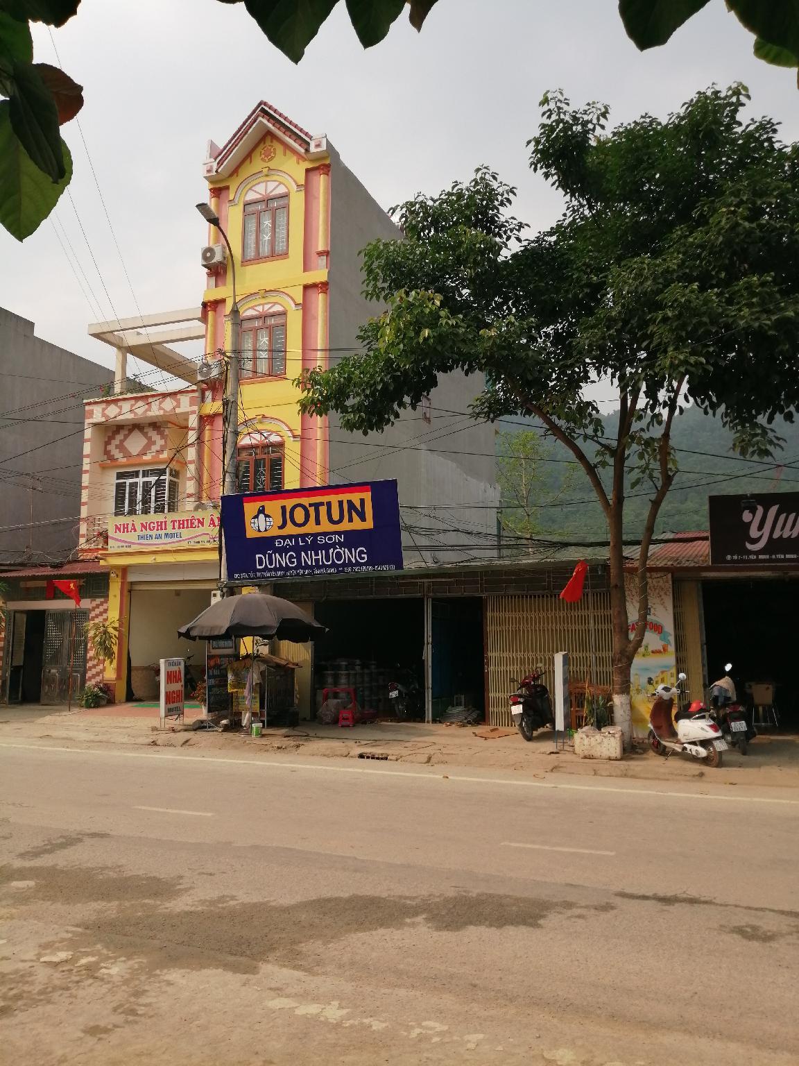 Ngoại cảnh khách sạn