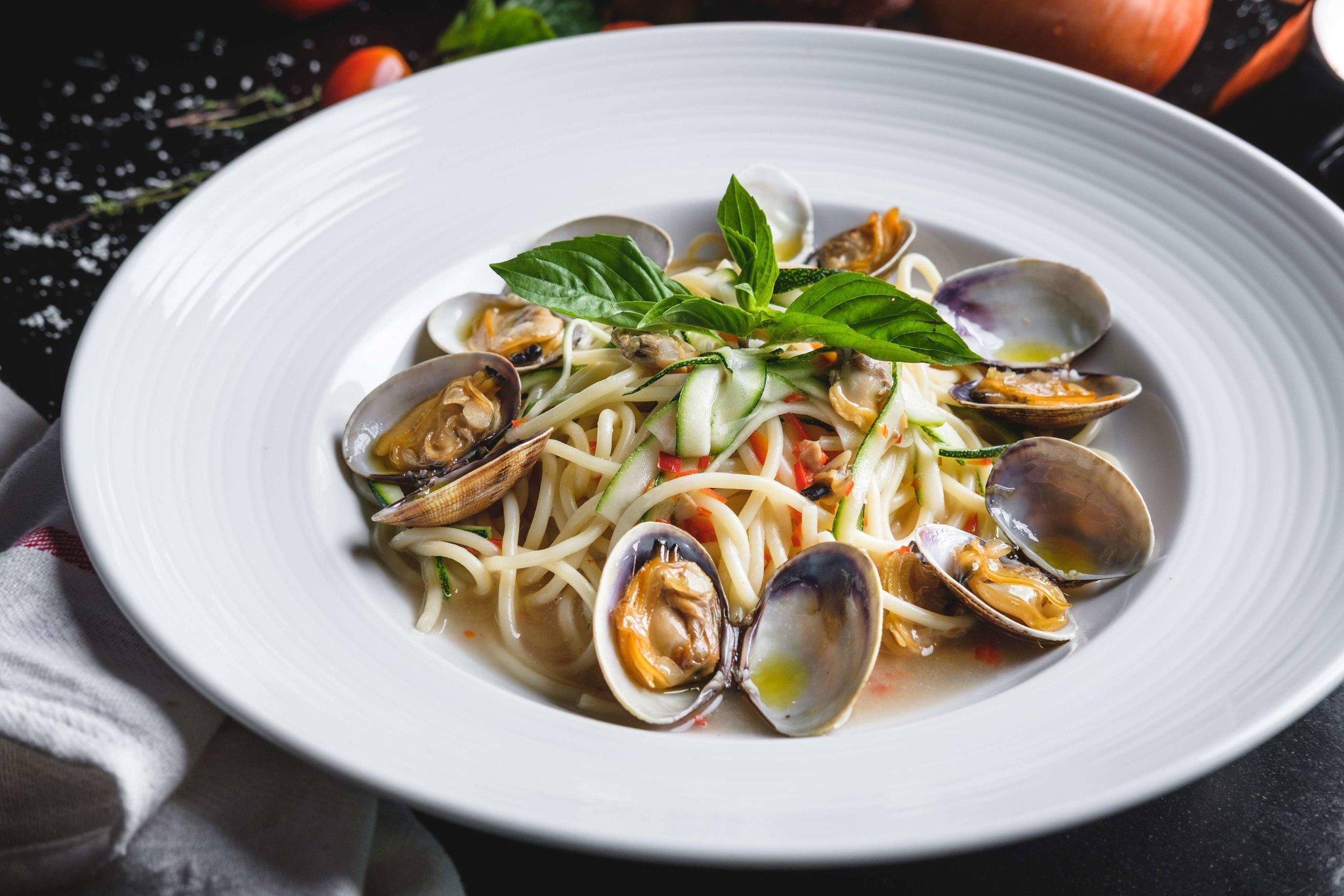 Đồ ăn và thức uống