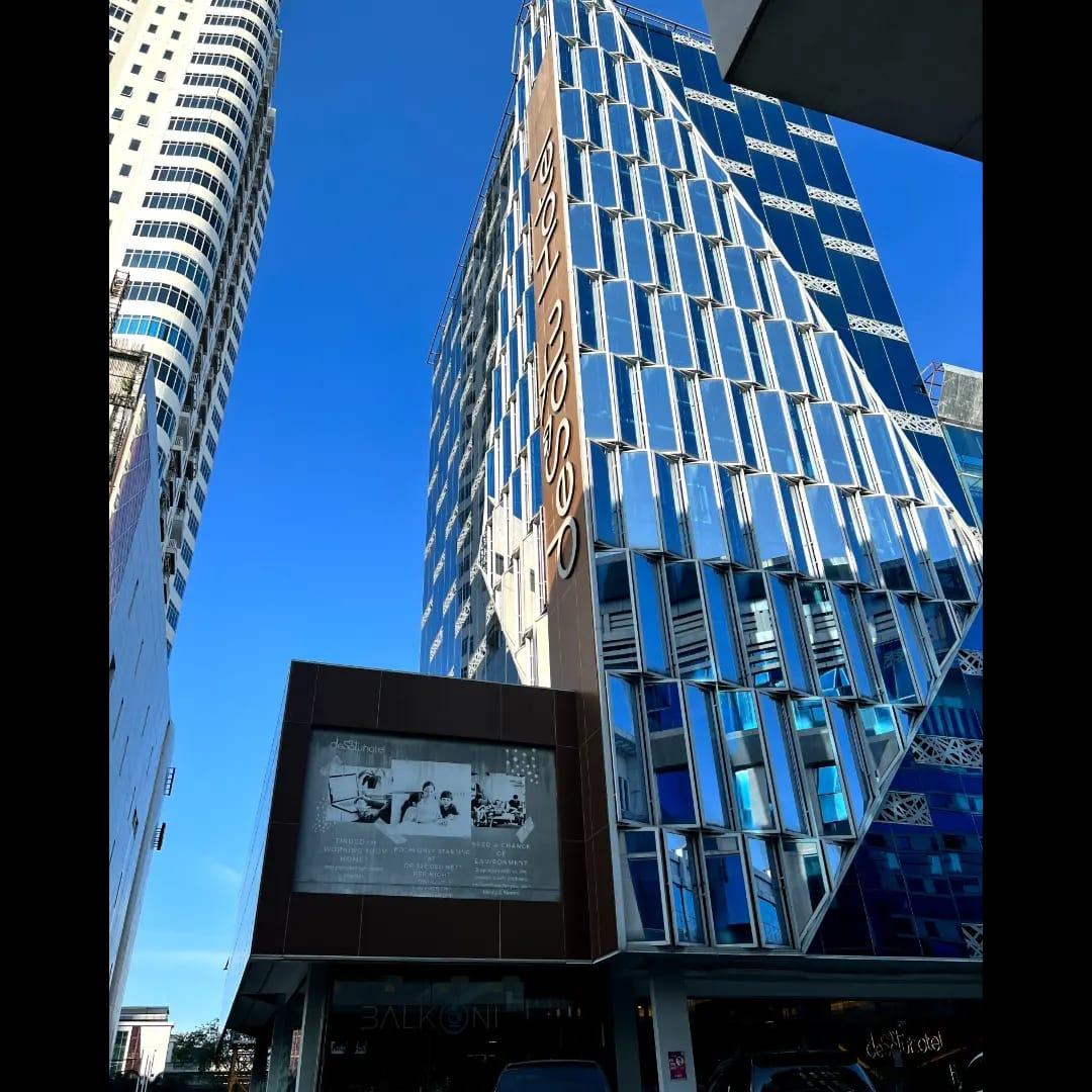 Ngoại cảnh khách sạn