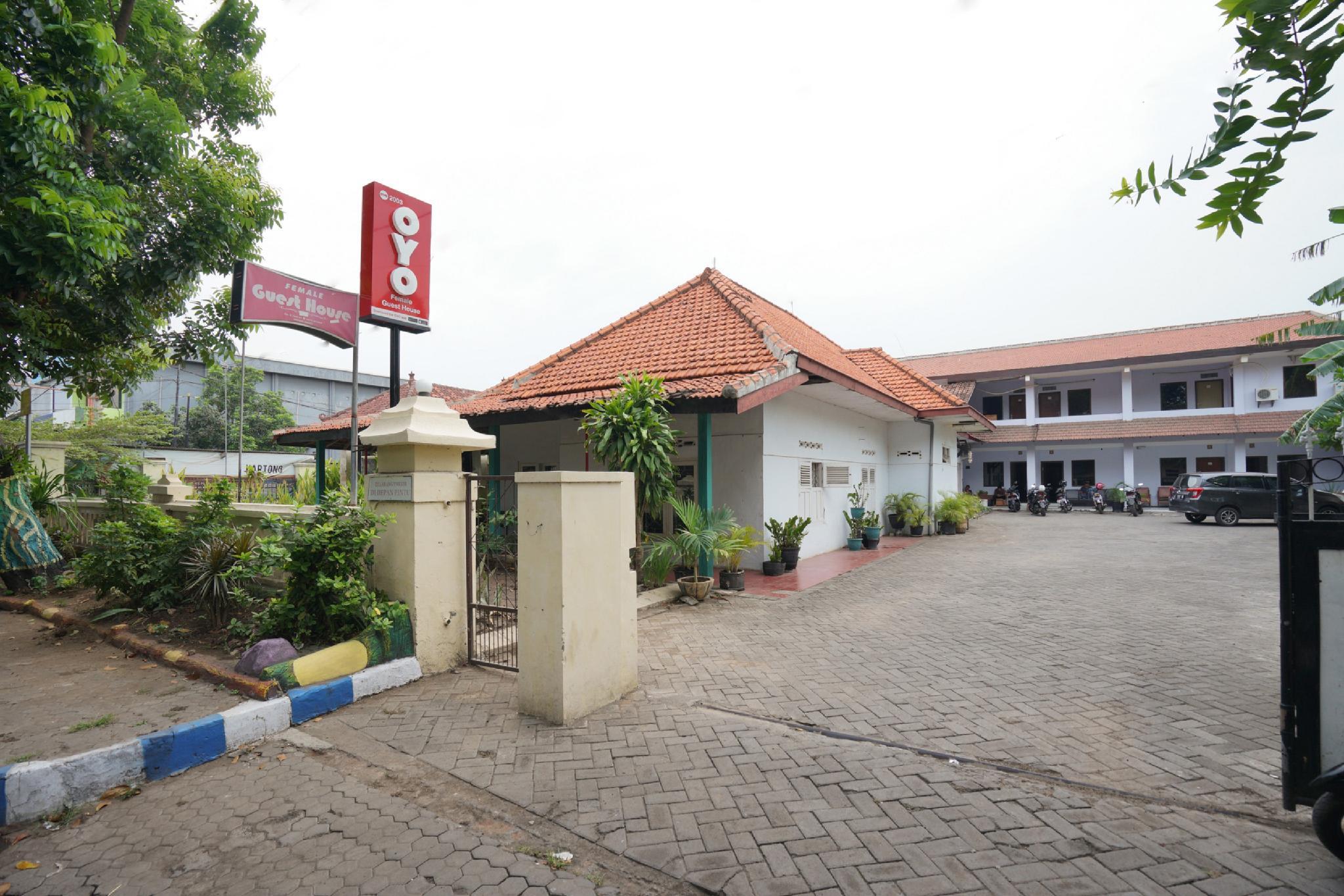 Ngoại cảnh khách sạn