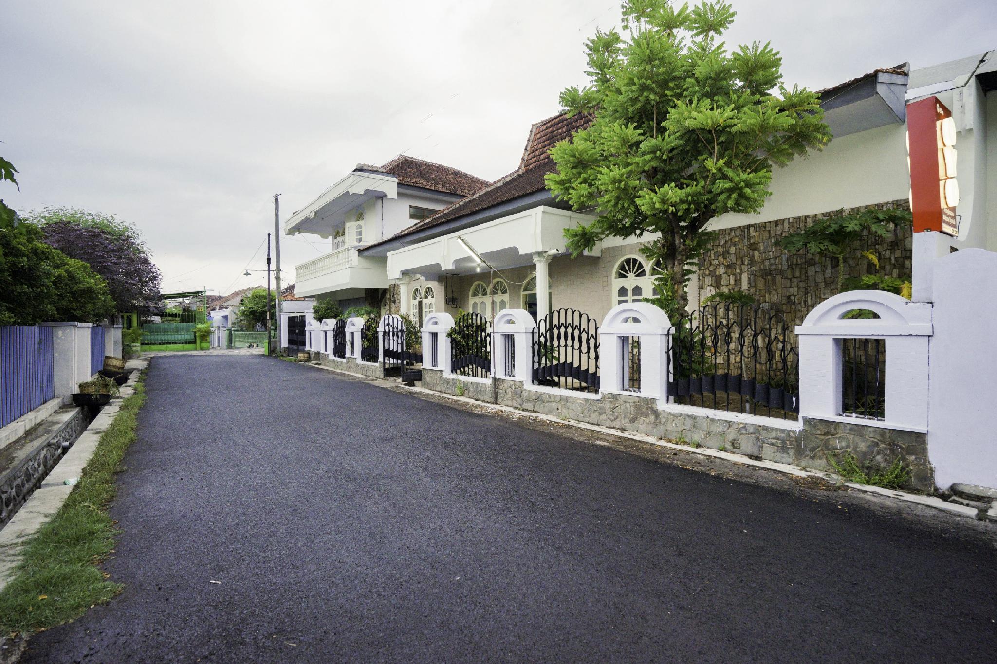 Ngoại cảnh khách sạn