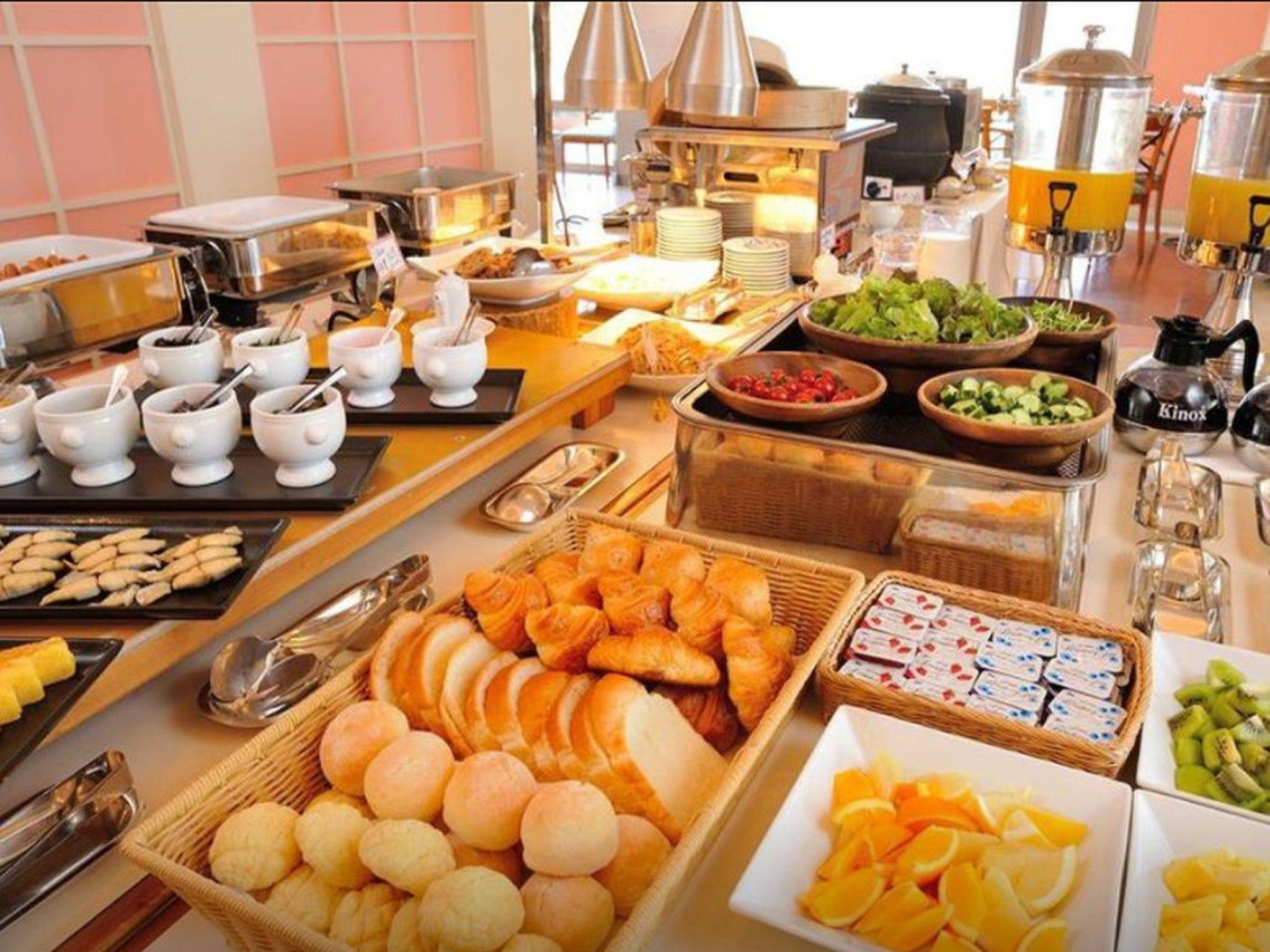 Đồ ăn và thức uống