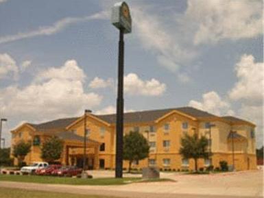 Ngoại cảnh khách sạn