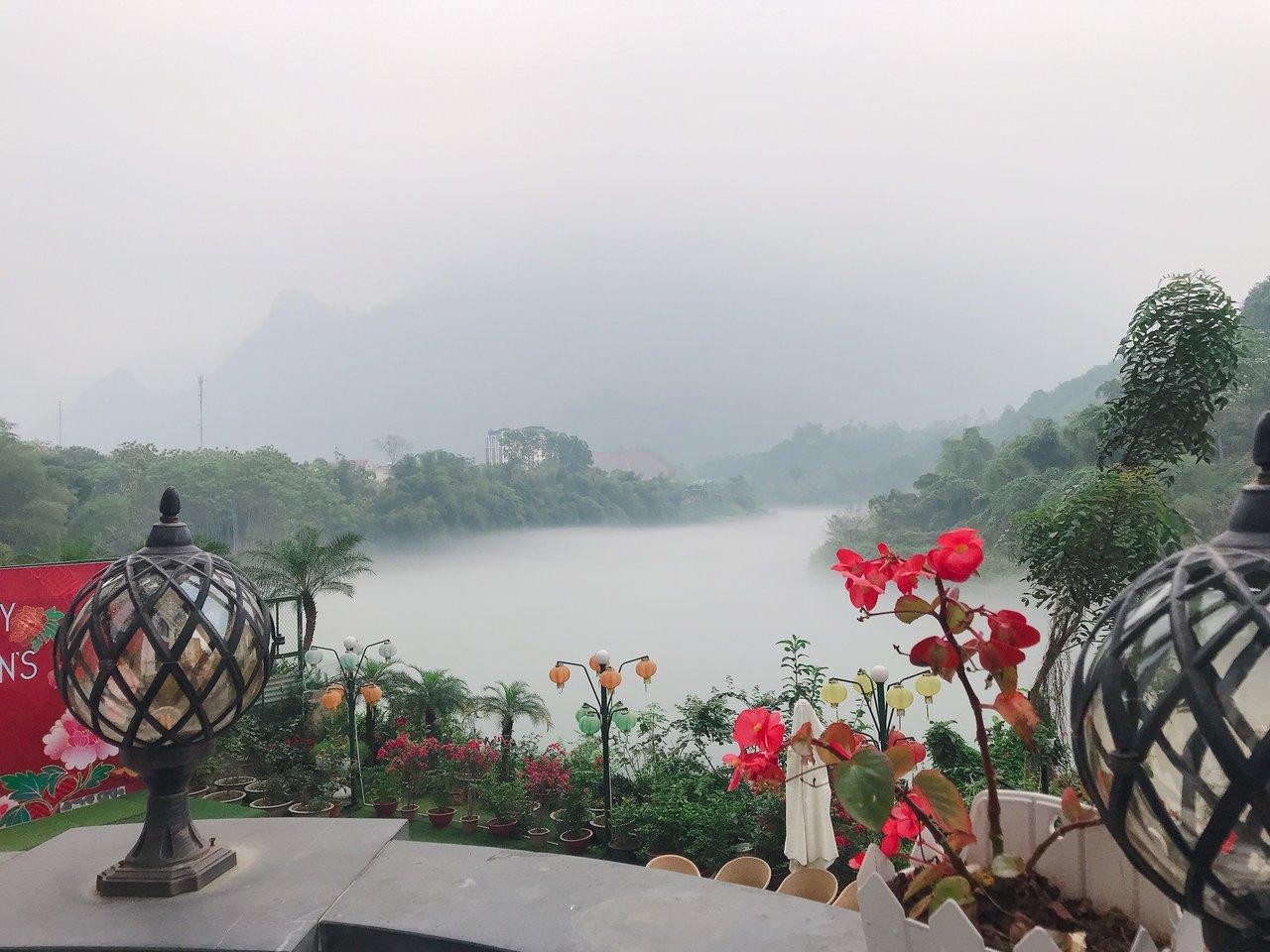 Ngoại cảnh khách sạn