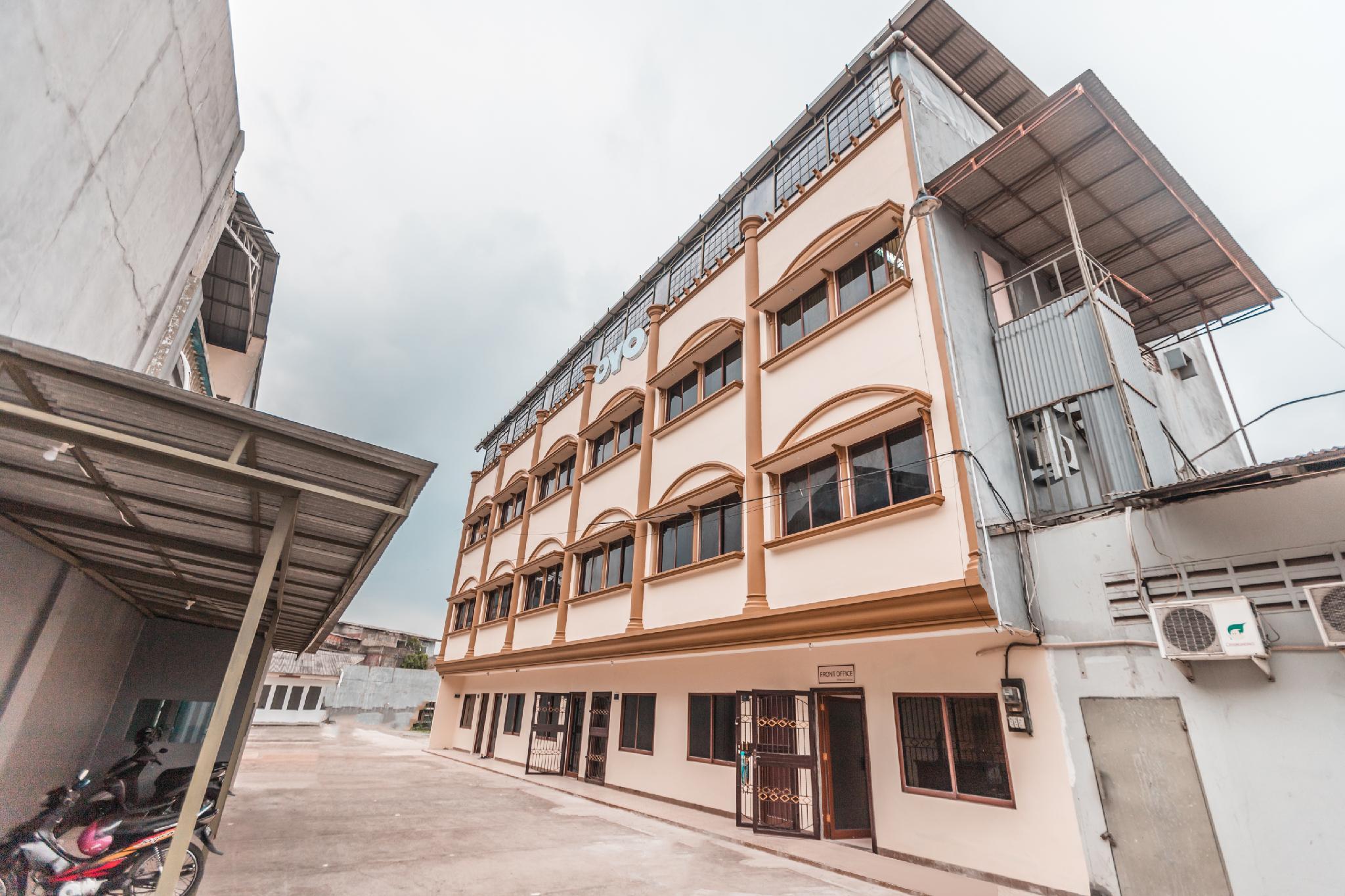 Ngoại cảnh khách sạn