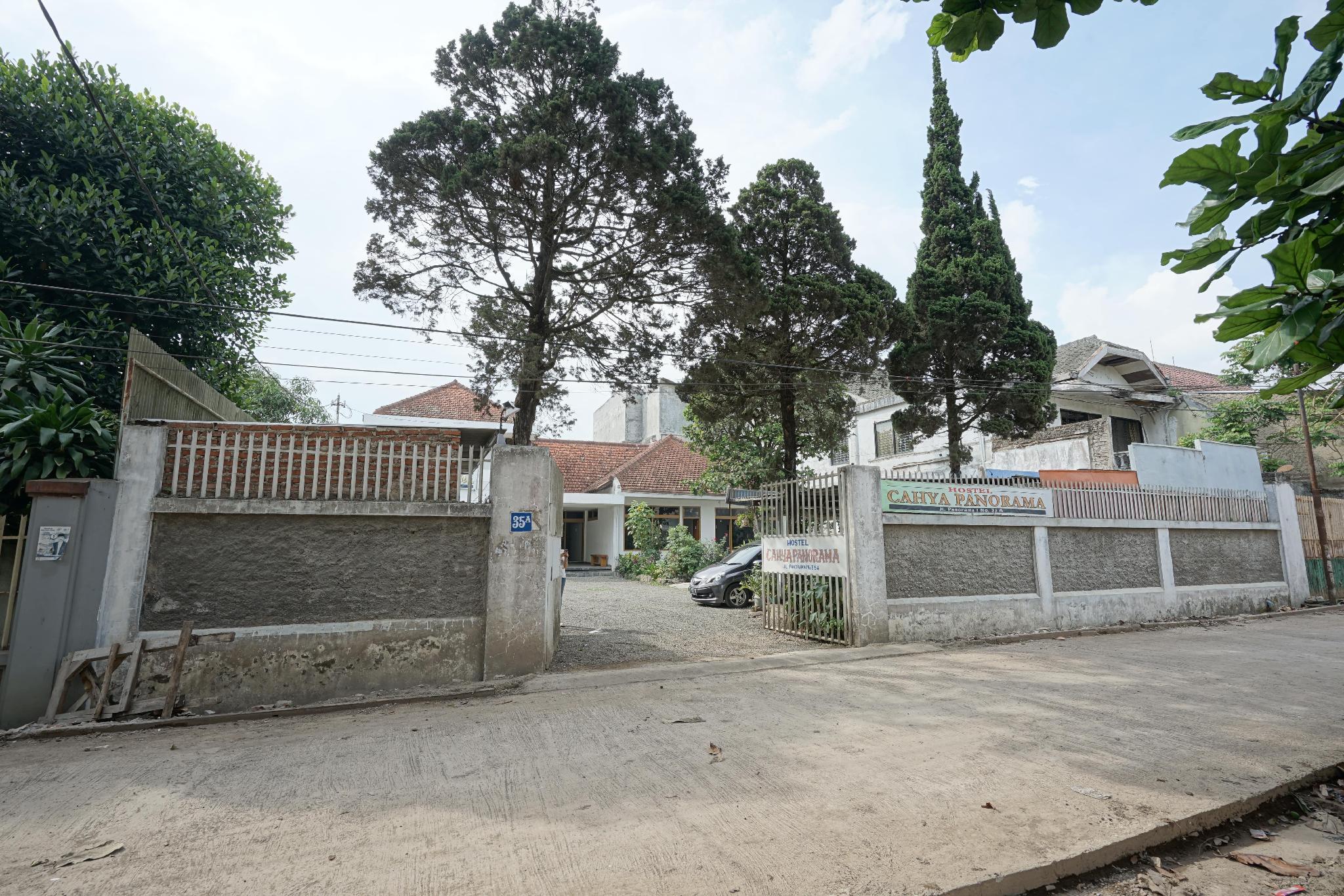 Ngoại cảnh khách sạn