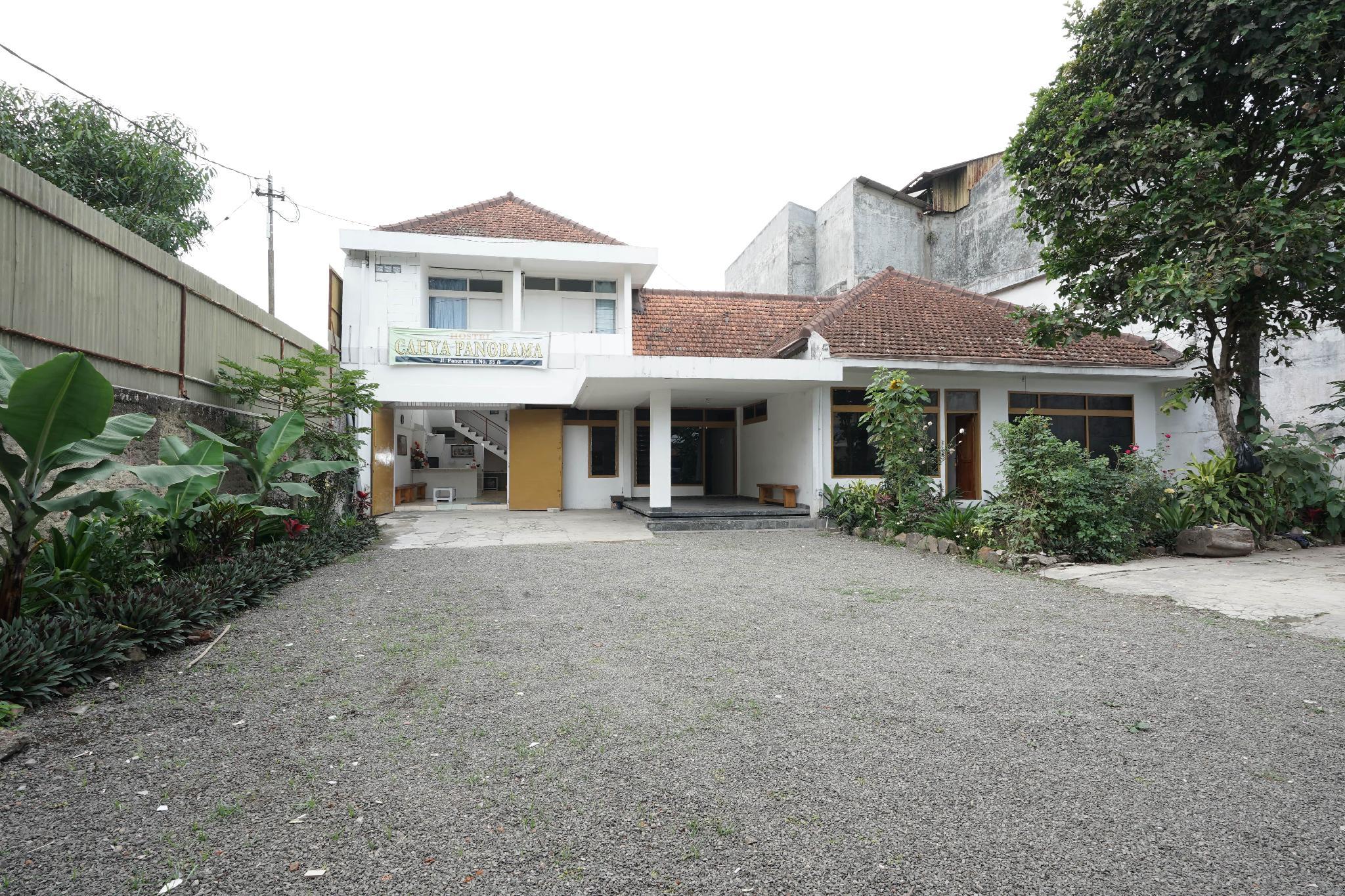 Ngoại cảnh khách sạn