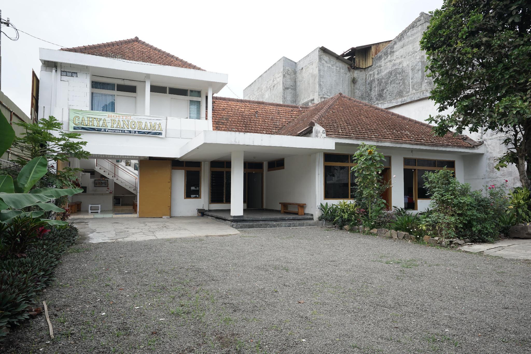 Ngoại cảnh khách sạn