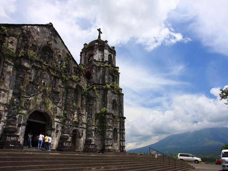 Nơi tham quan gần đây