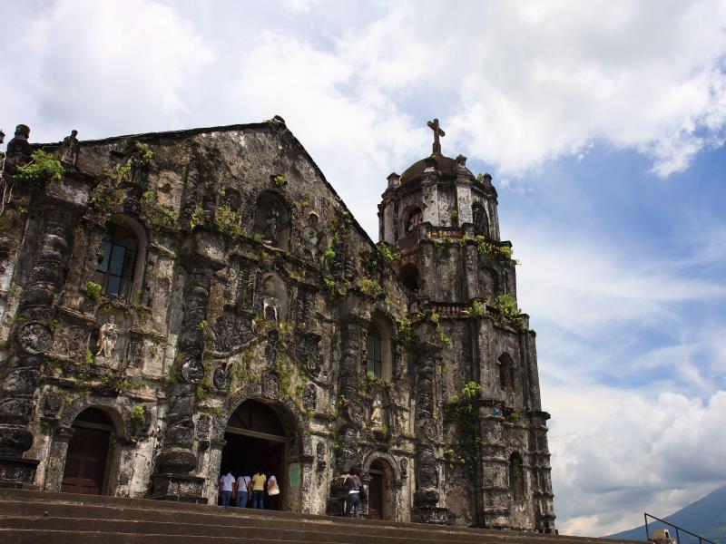 Nơi tham quan gần đây