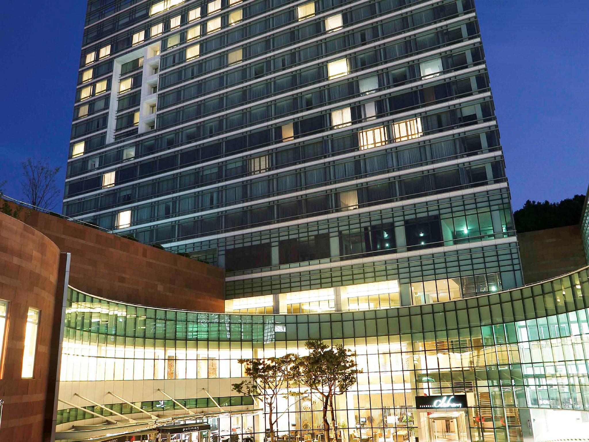 Ngoại cảnh khách sạn