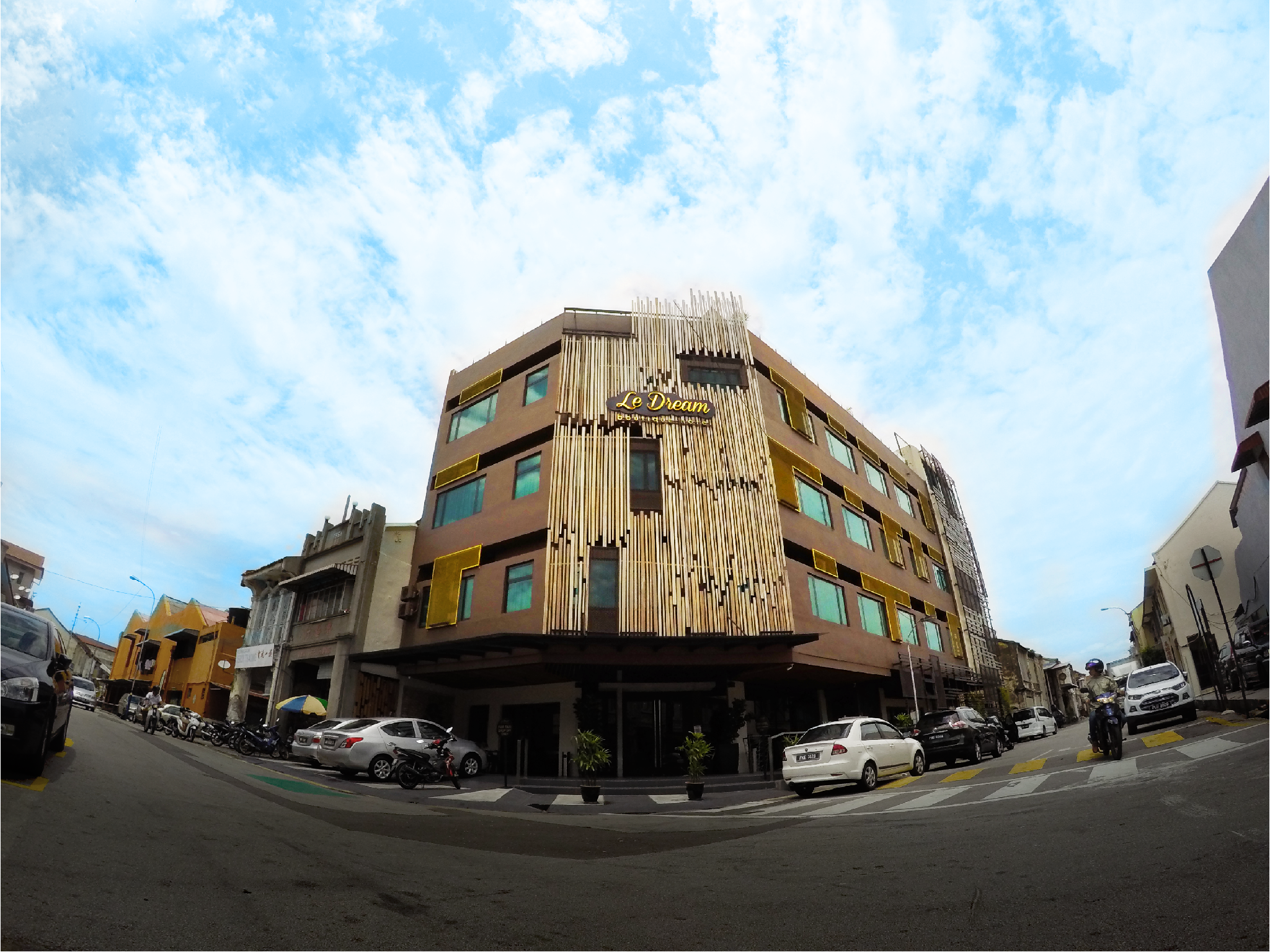 Ngoại cảnh khách sạn