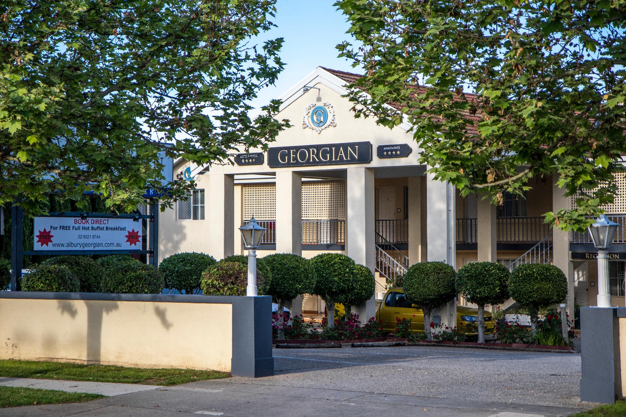 Ngoại cảnh khách sạn