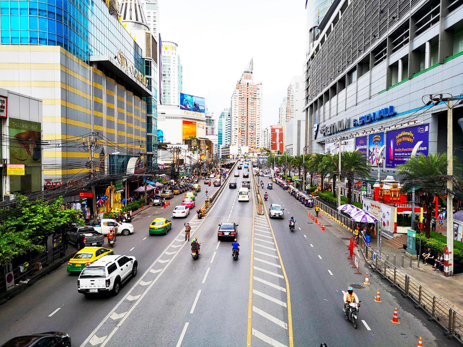 Khu vực xung quanh