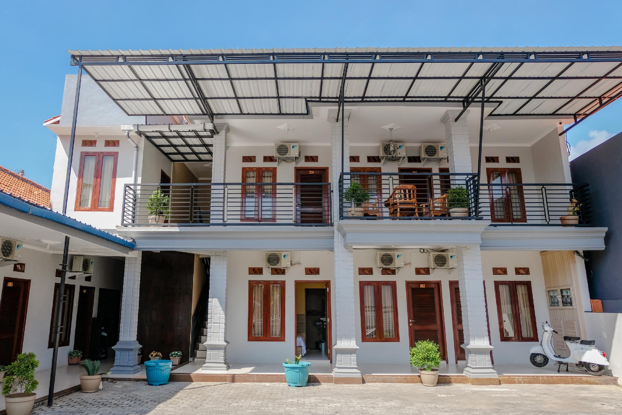 Ngoại cảnh khách sạn