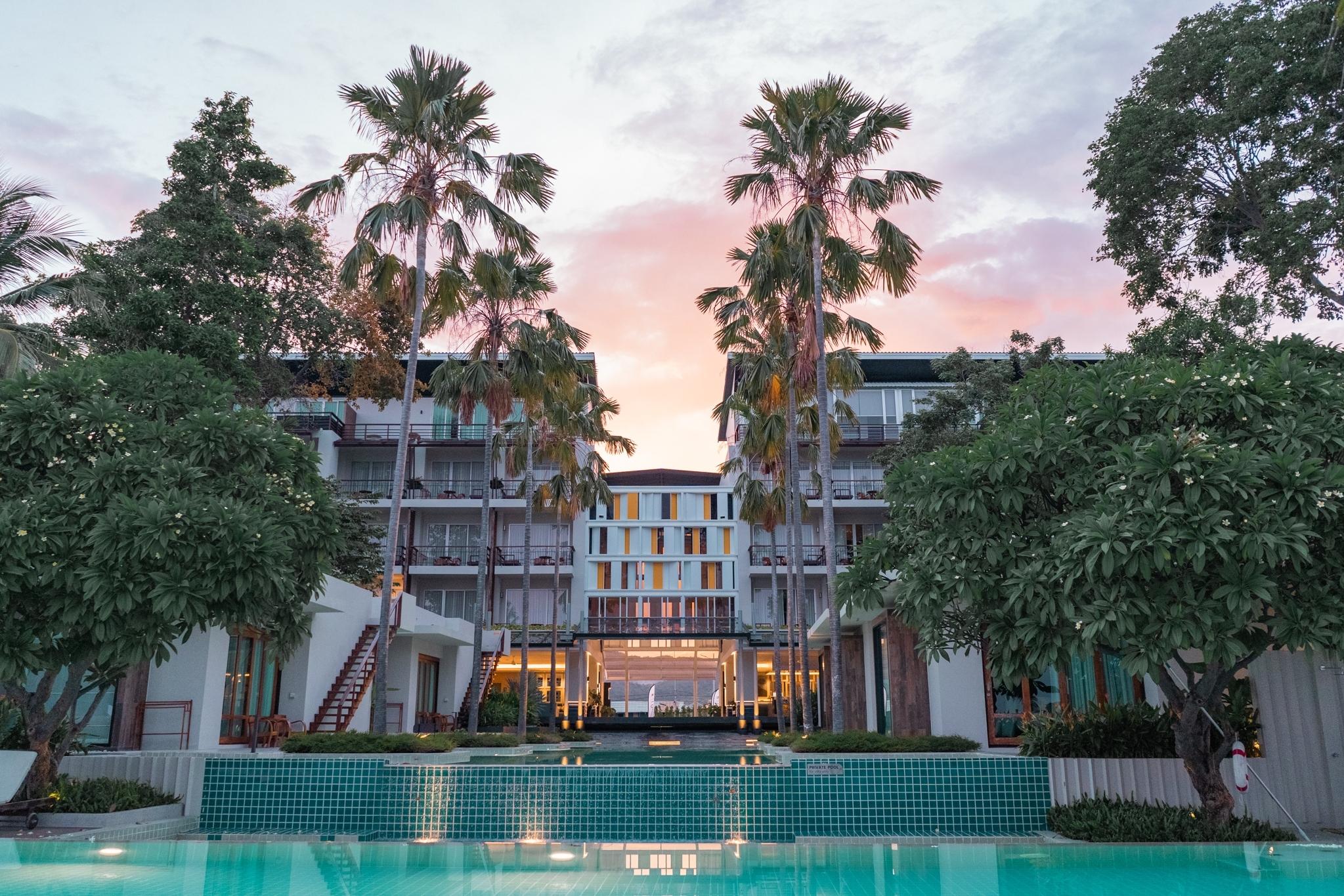 Ngoại cảnh khách sạn