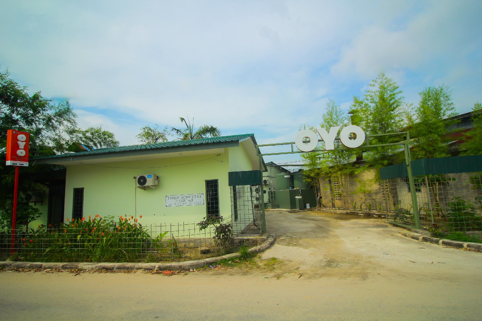 Ngoại cảnh khách sạn