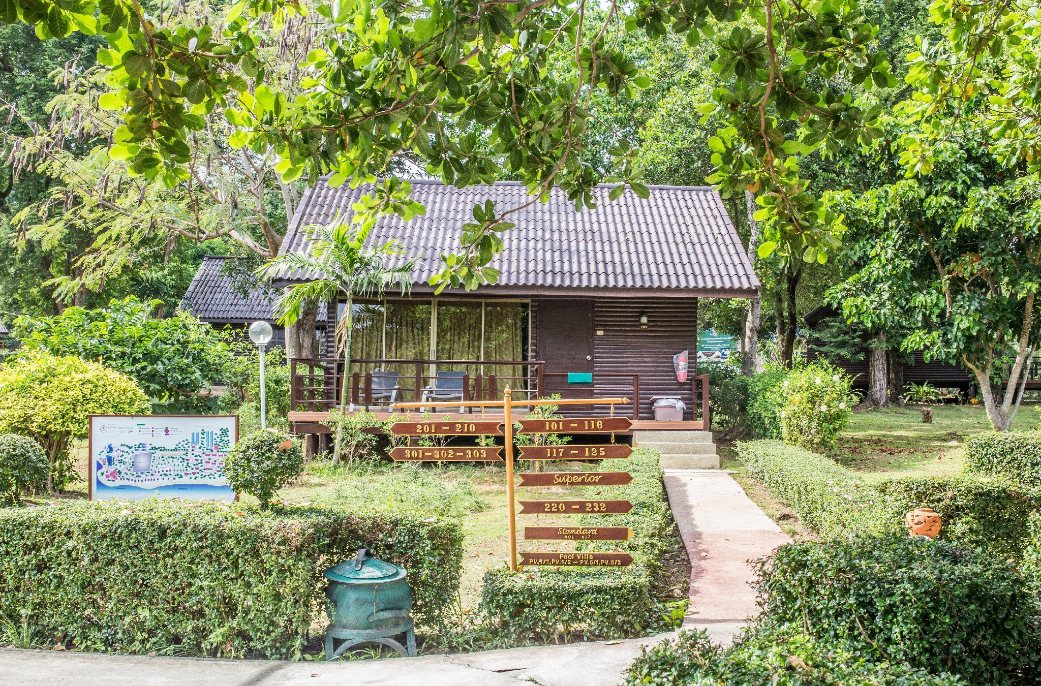 Ngoại cảnh khách sạn