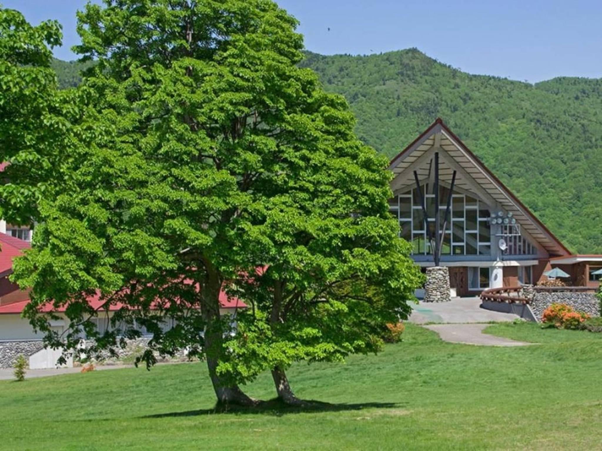 Ngoại cảnh khách sạn