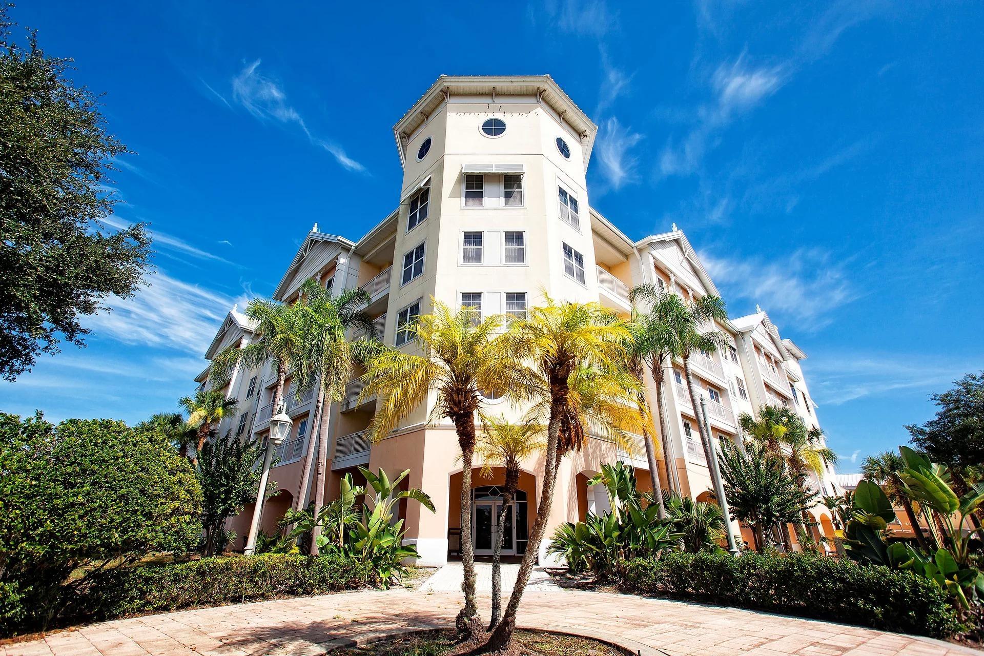 Ngoại cảnh khách sạn