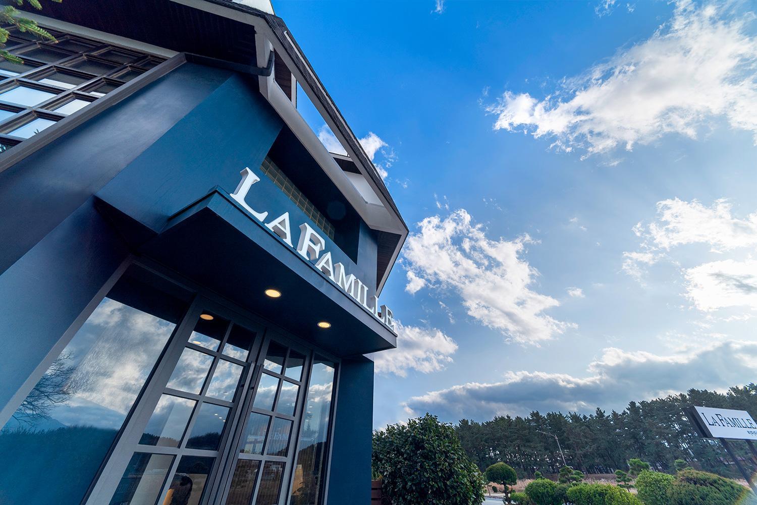 Ngoại cảnh khách sạn