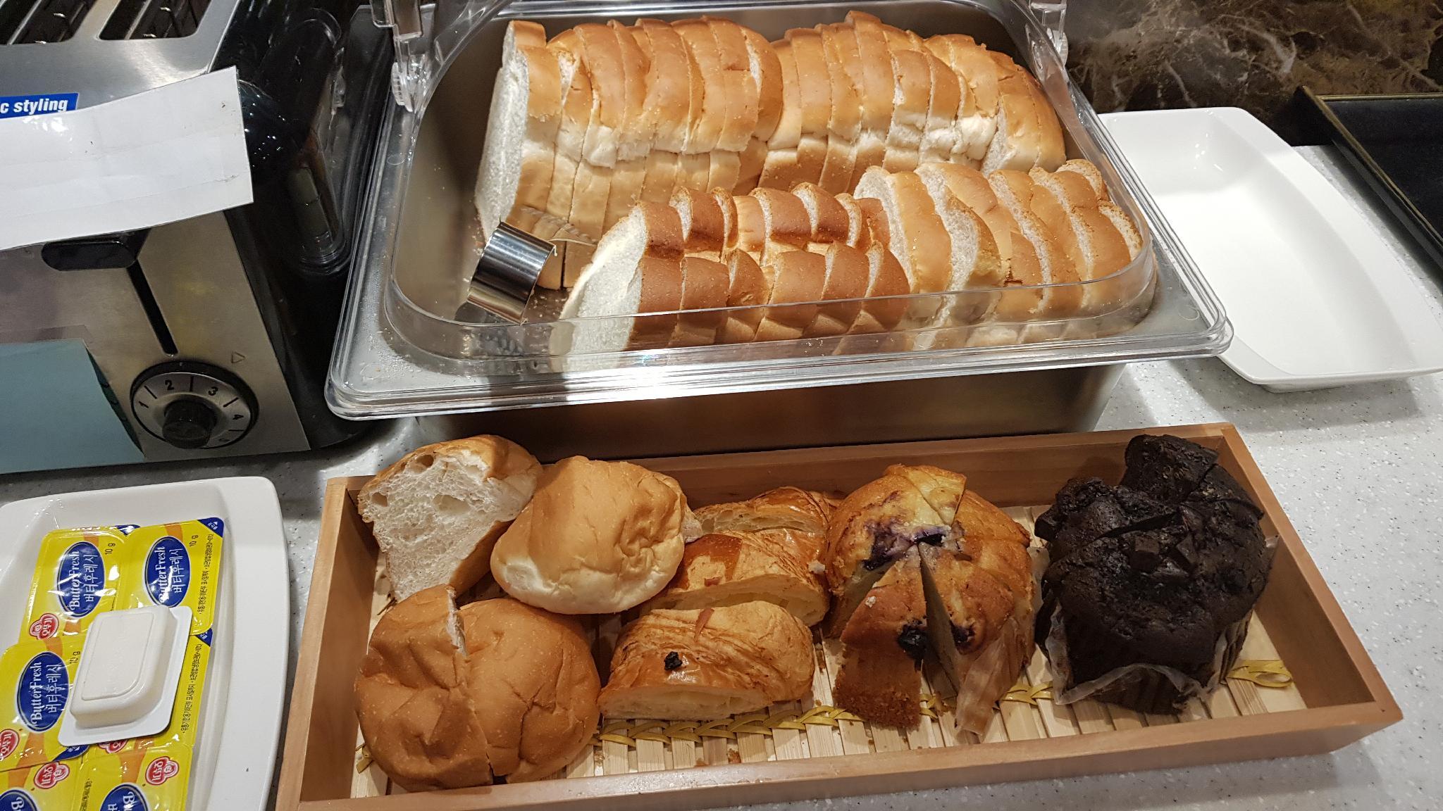 Đồ ăn và thức uống