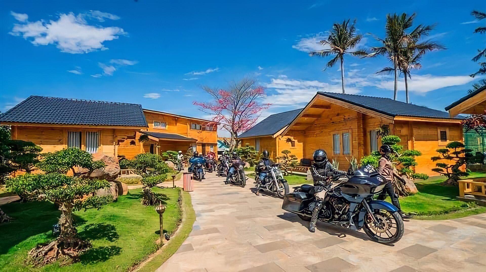 Ngoại cảnh khách sạn