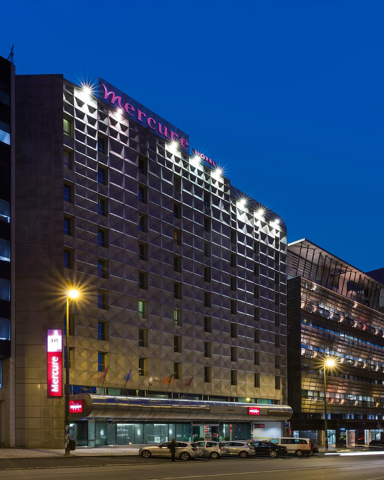 Ngoại cảnh khách sạn