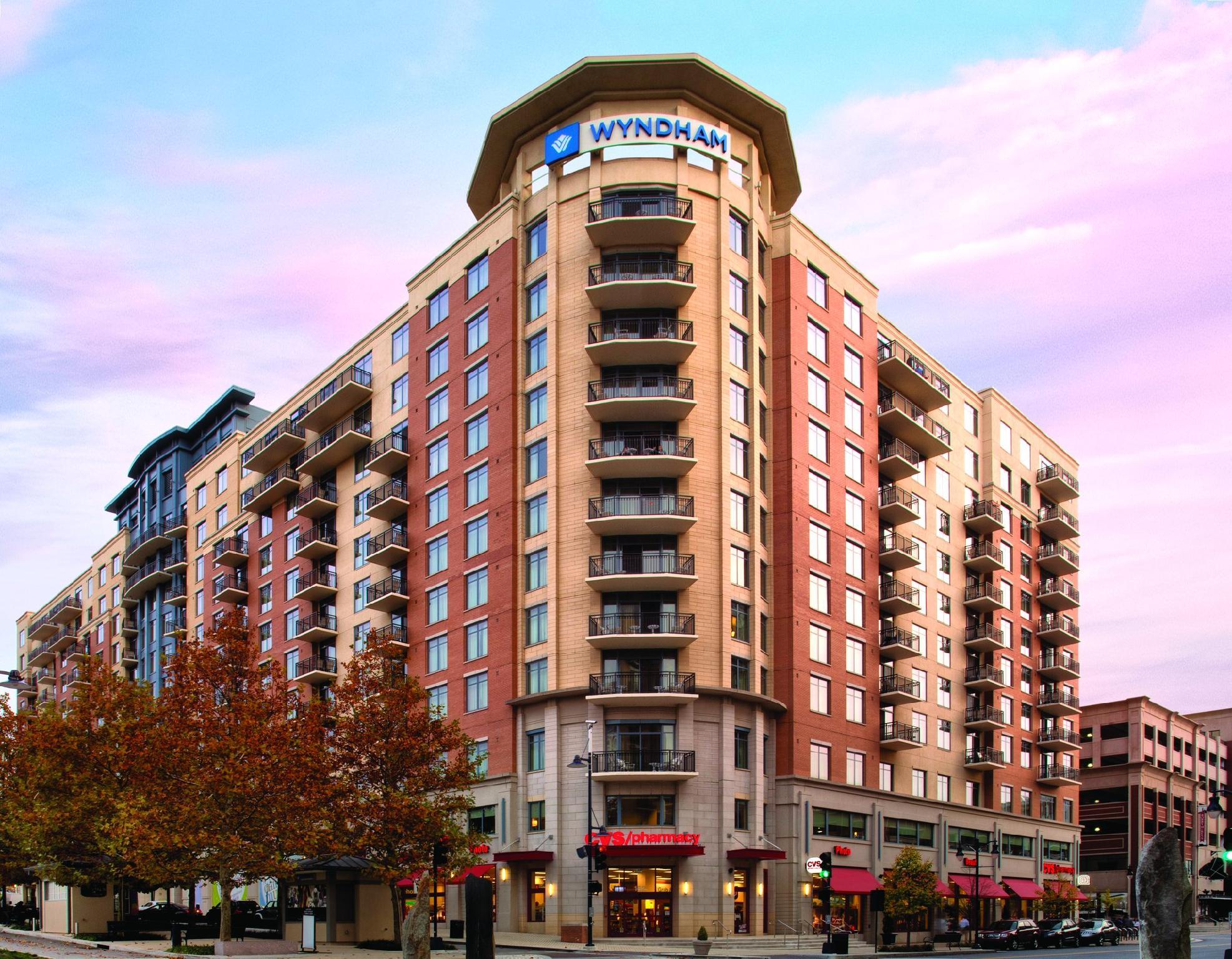 Ngoại cảnh khách sạn